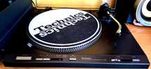 Gramofon Technics SL-D303 DIRECT DRIVE napęd bezpośredni , QUARTZ