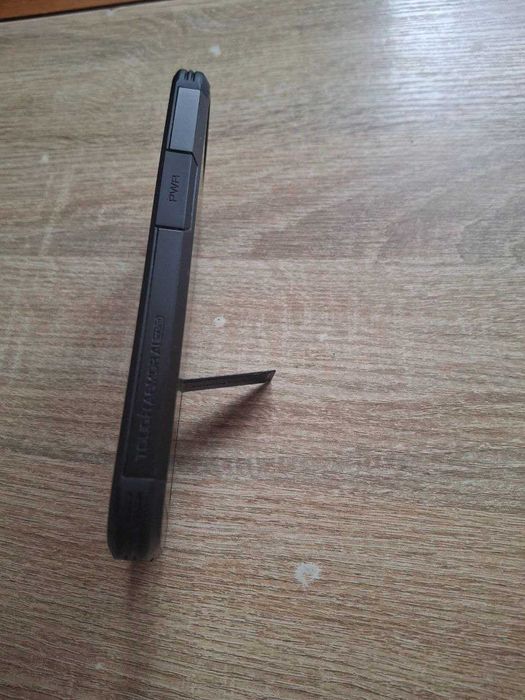 iPhone 16e аккумулятор 99%