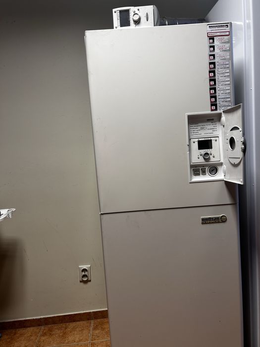 Sprzedam kocioł Eco Condens BBS 20c + regulator QAA75