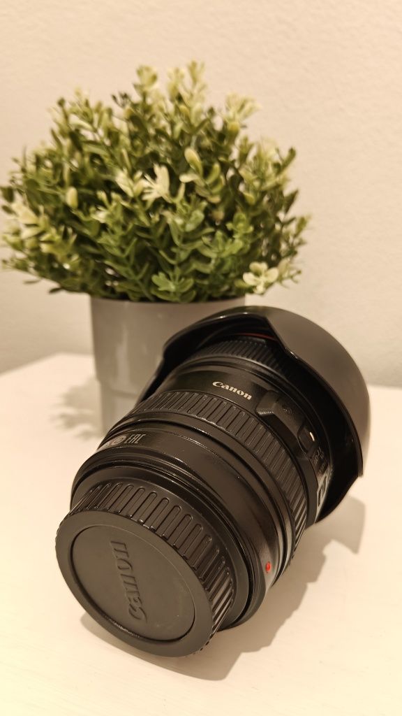 Objetiva Canon EF 24-105, serie L