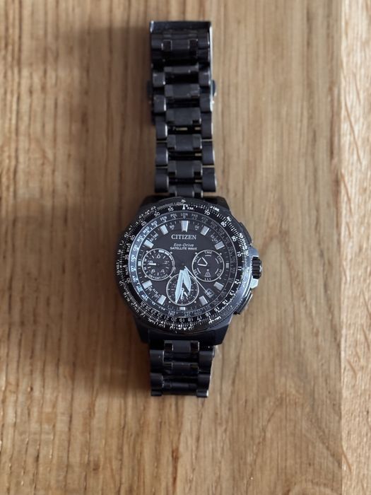 Zegarek Citizen Eco-Drive Satellite Wave