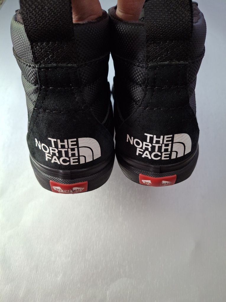 Кеды Vans x The North Face Sk8-Hi MTE DX
ОРИГИНАЛ 
Очень крутая модель