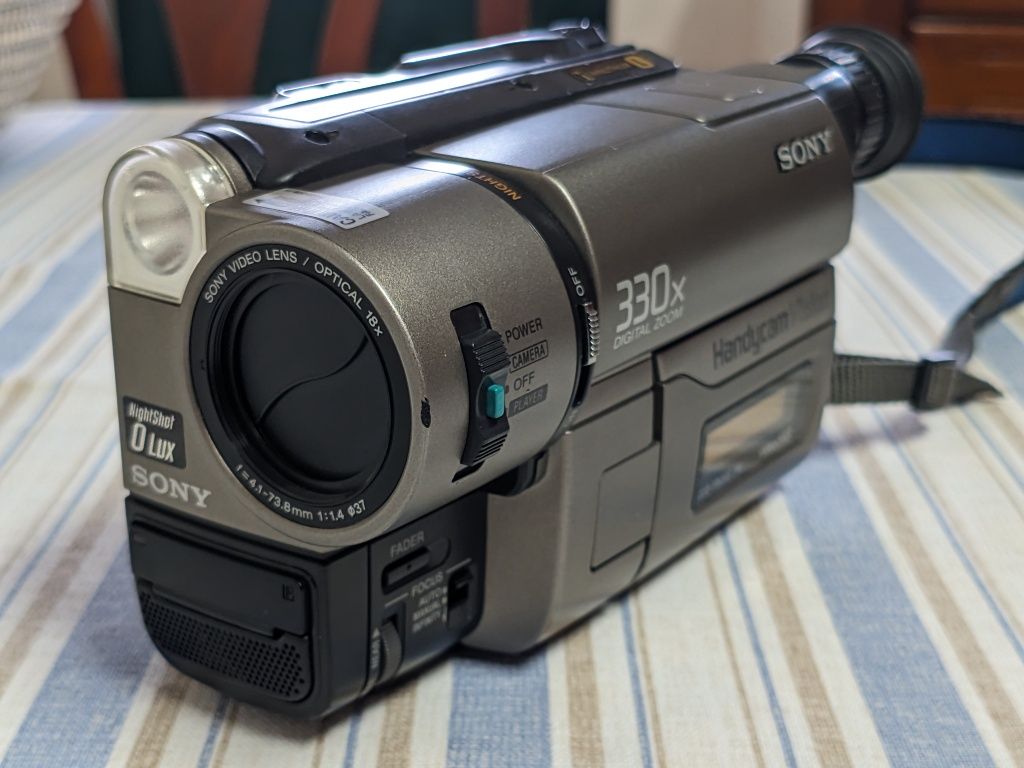 Câmara de filmar Sony CCD-TRV36E