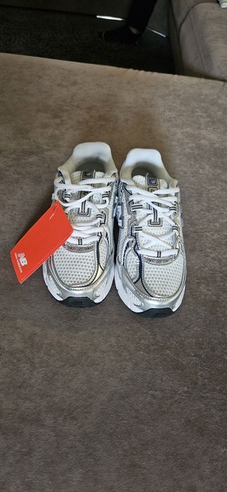 Sapatilhas New Balance 740 - Novas