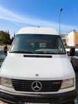 Mercedes 312d, três lugares