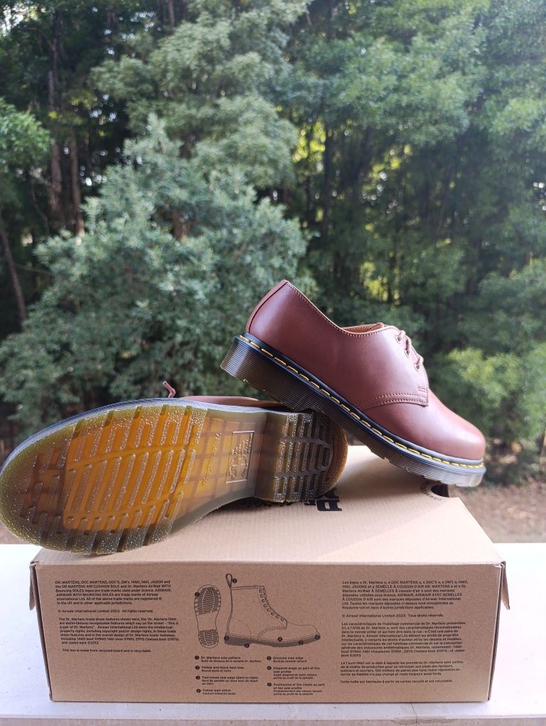 Sapatos tamanho 41 Dr Martens