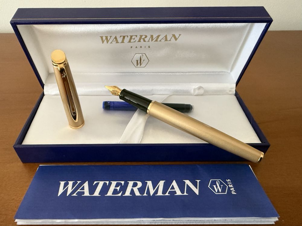 Caneta Waterman em Dourado e Roller Ball Dourada Mate