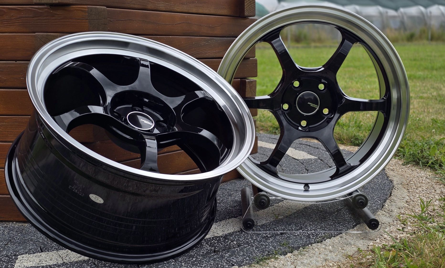 Felgi R18 5x114.3 9j Advan Racing Mazda Nissan Lexus Toyota Drift