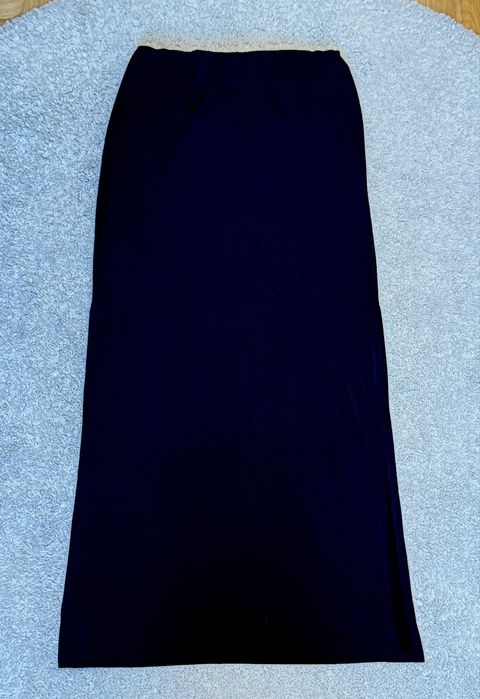 długa czarna spódnica maxi stradivarius