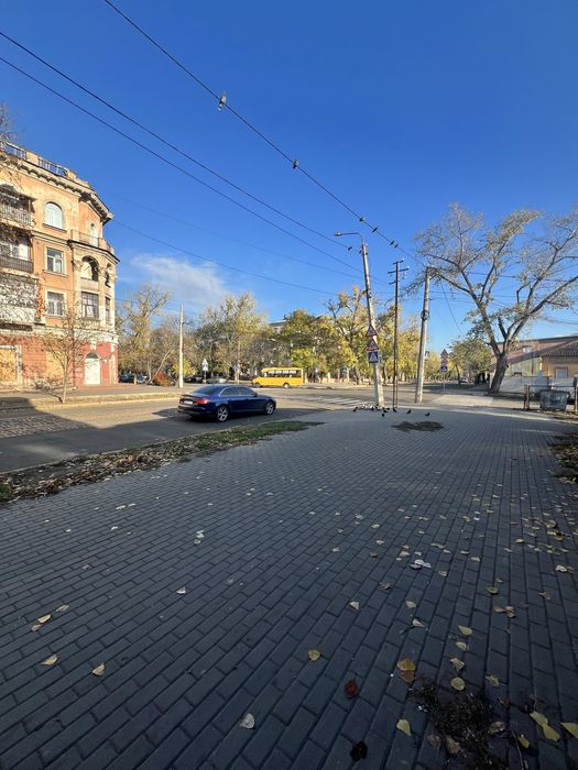 В Продажу приміщення Сінна/ Лягіна