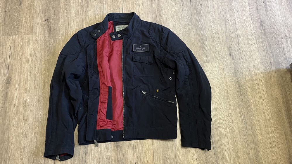 Куртка бомбер alpha industries