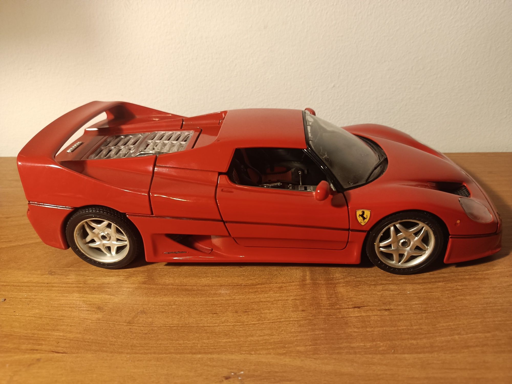 Ferrari F50 z 1995