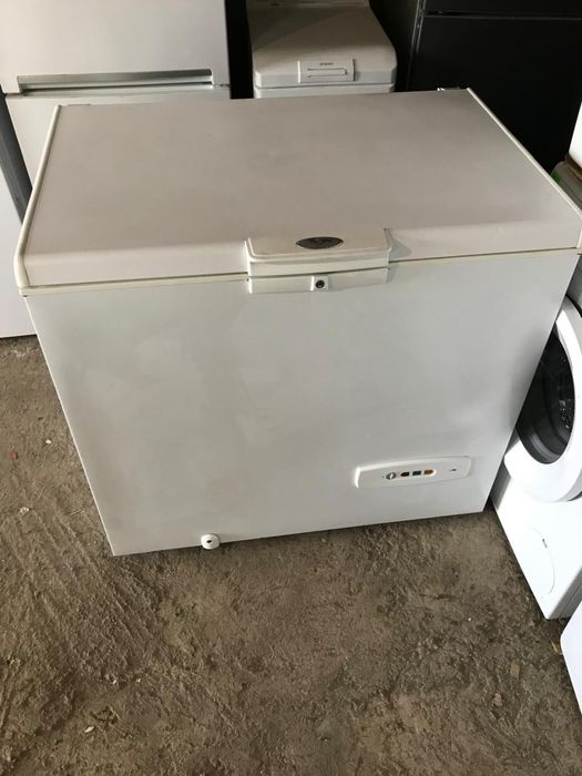 Морозильна камера, пака Whirlpool