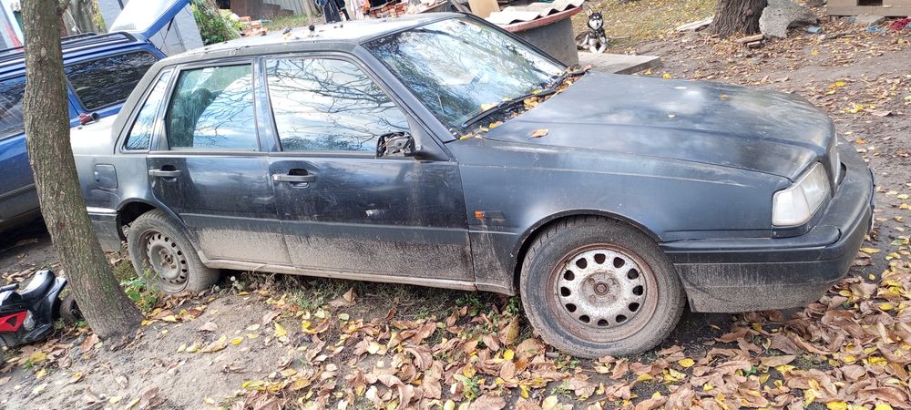 Продам Вольво Volvo 460 під відновлення