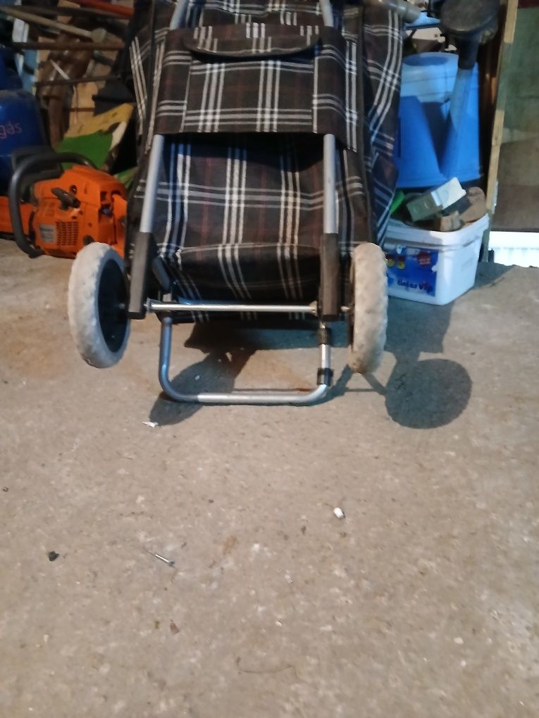 Carrinho em bom estado