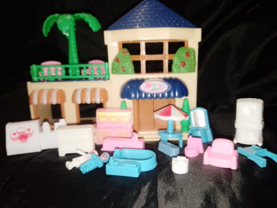 Продам игрушки. Много маленьких. Хорошее состояние.