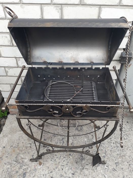 Мангал с крышкой - 4200 грн.