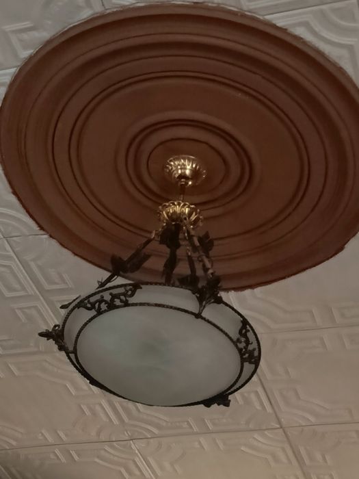 Люстра в стилі арт-деко