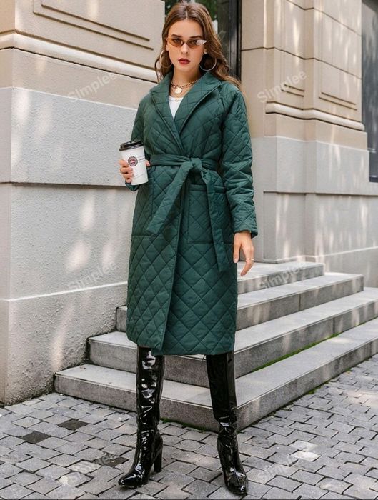 Płaszcz damski pikowany zielony wiosenny wiązany