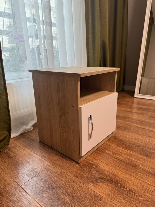 Тумбочки для спальні