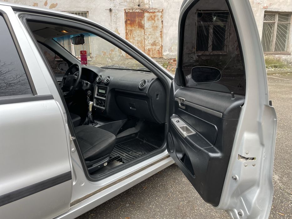 Geely CK 2013 год (газ/бенз)