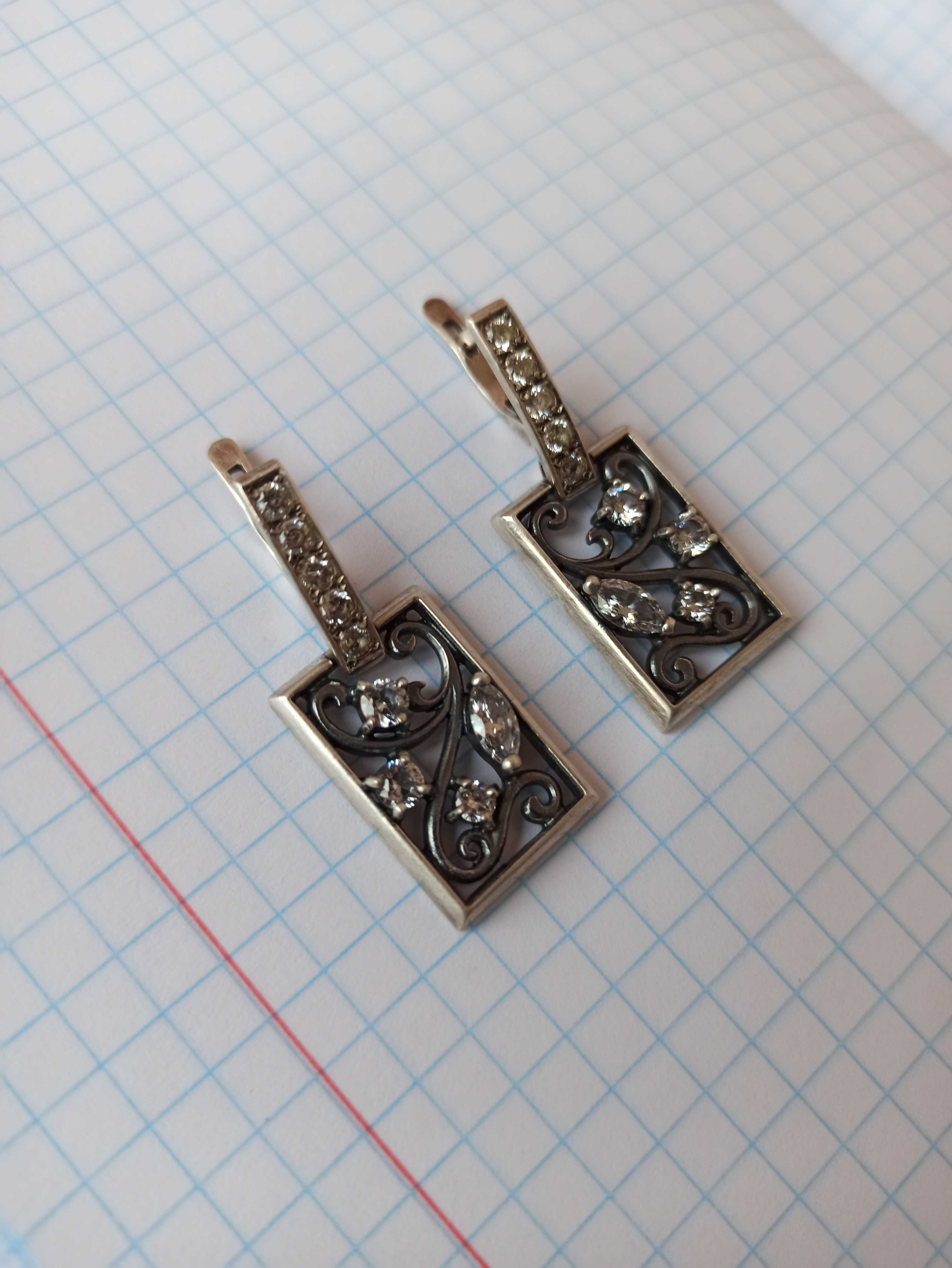 Серебряные серьги длинные