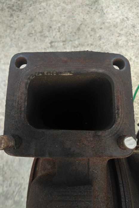 Turbo Holset HY55V tractor Iveco Eurotech / Eurostar / Stralis 440E43.