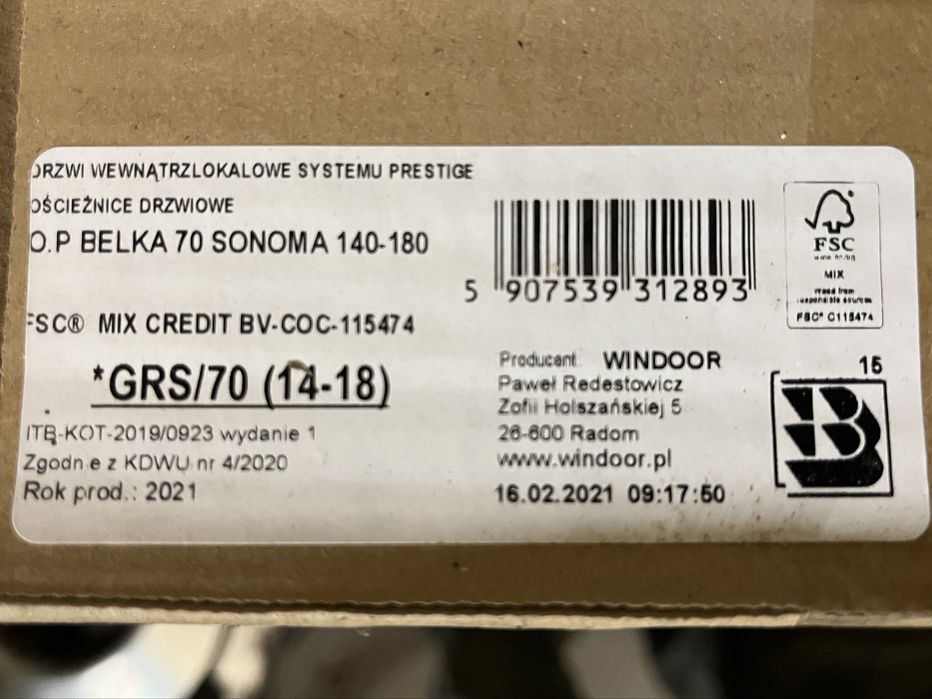 Nowe Drzwi wewnętrzne 70 prawe z futryną i klamka kolor Sonoma