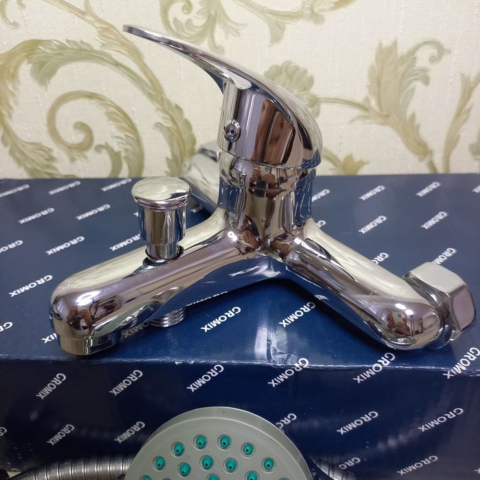 АКЦИЯ!!Смеситель/змішувач/кран для ванны с лейкой и шлангом для душа