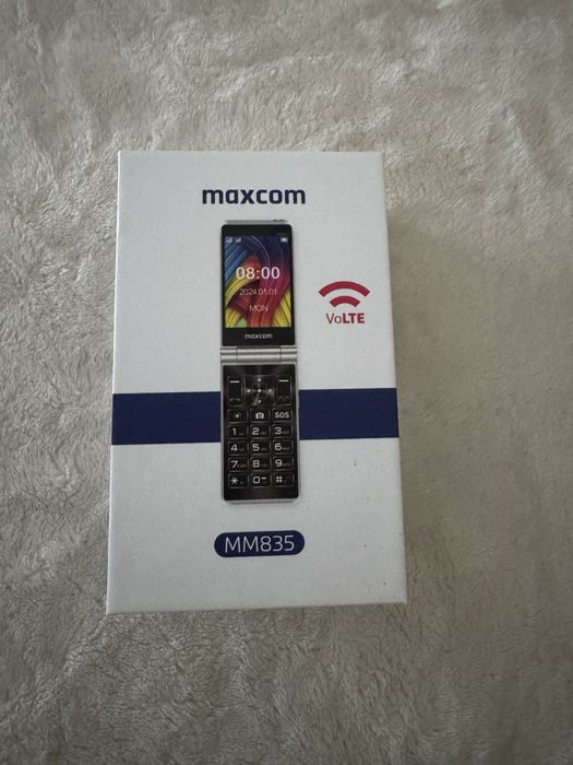 Telefon MAXCOM MM835