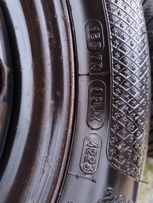 Koła zimowe opony kleber hp3 x4szt 23rok zima 205/60R16 felgi VW et45