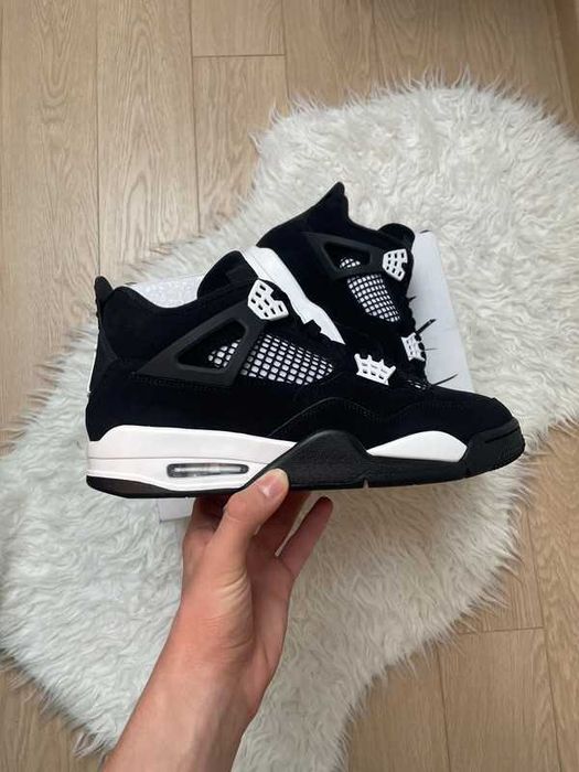 Buty meskie Mokasyny Jordan_4_Retro_White_Thunder R.45