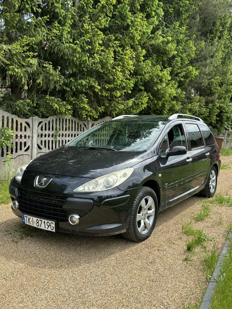 Samochod osobowy peugeot
