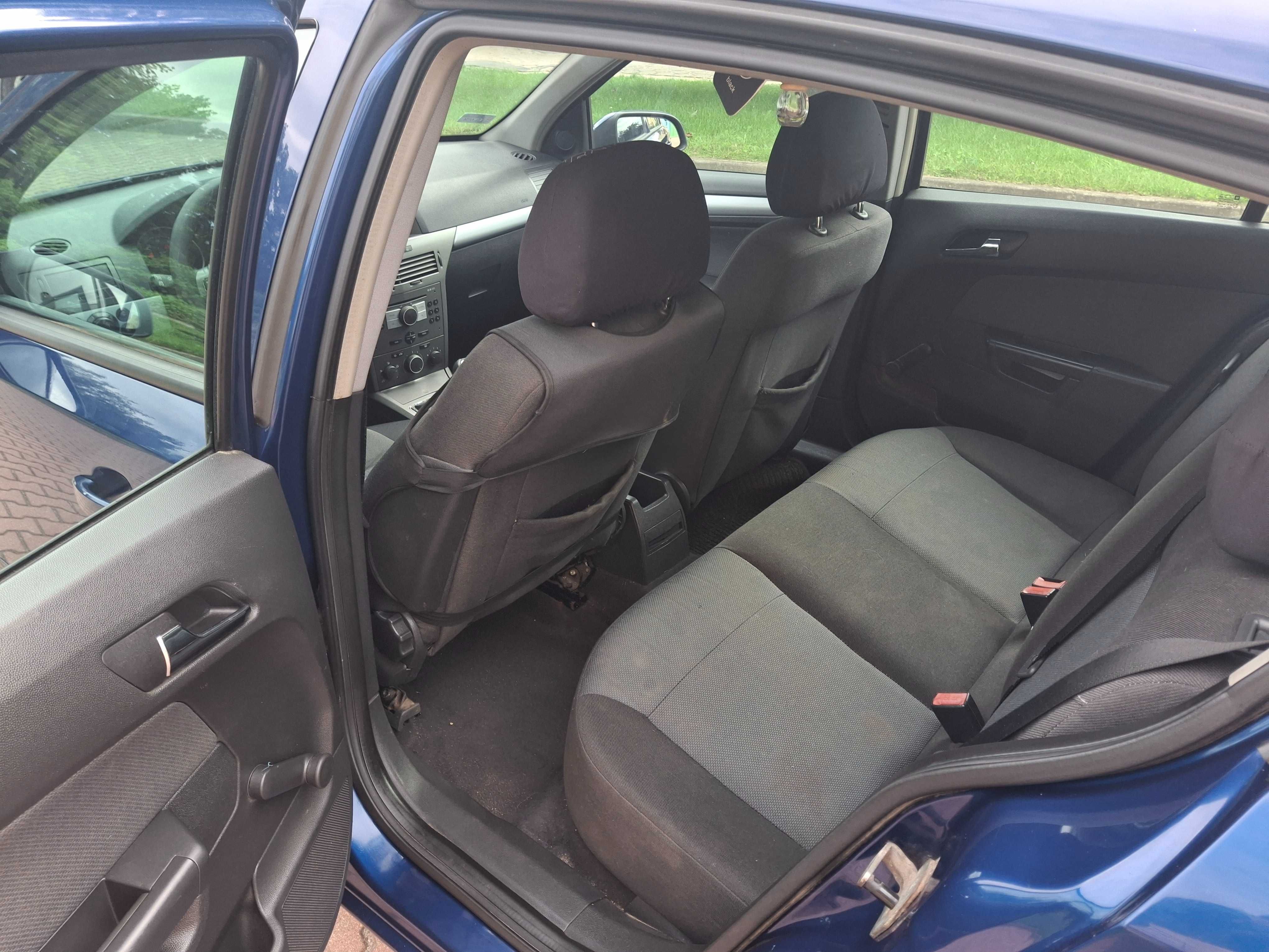 Opel astra 1.4 benzyna 2005rok dobry stan