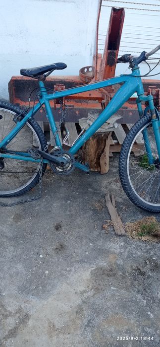 Vendo três bicicletas