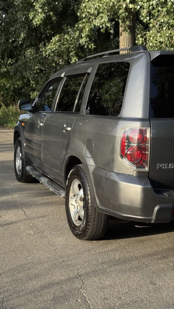 Продам Honda Pilot
