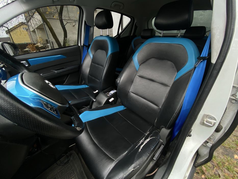 Baic ec3; електрокар; сімейний; для міста;