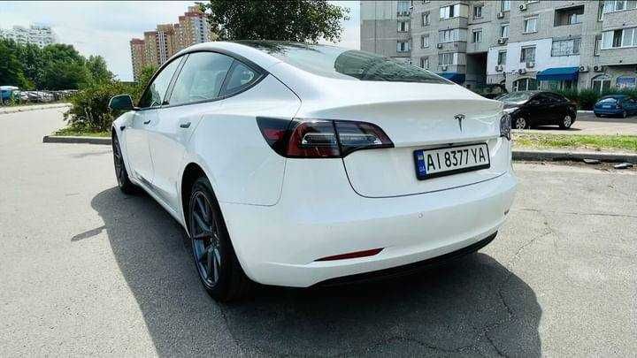 Tesla Model 3 2022