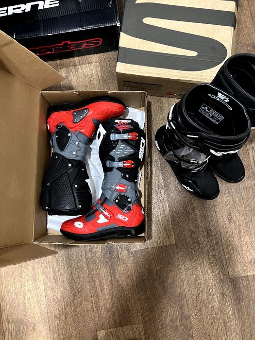 Sidi CROSSFIRE 3 SRS, також шоломи Shoei