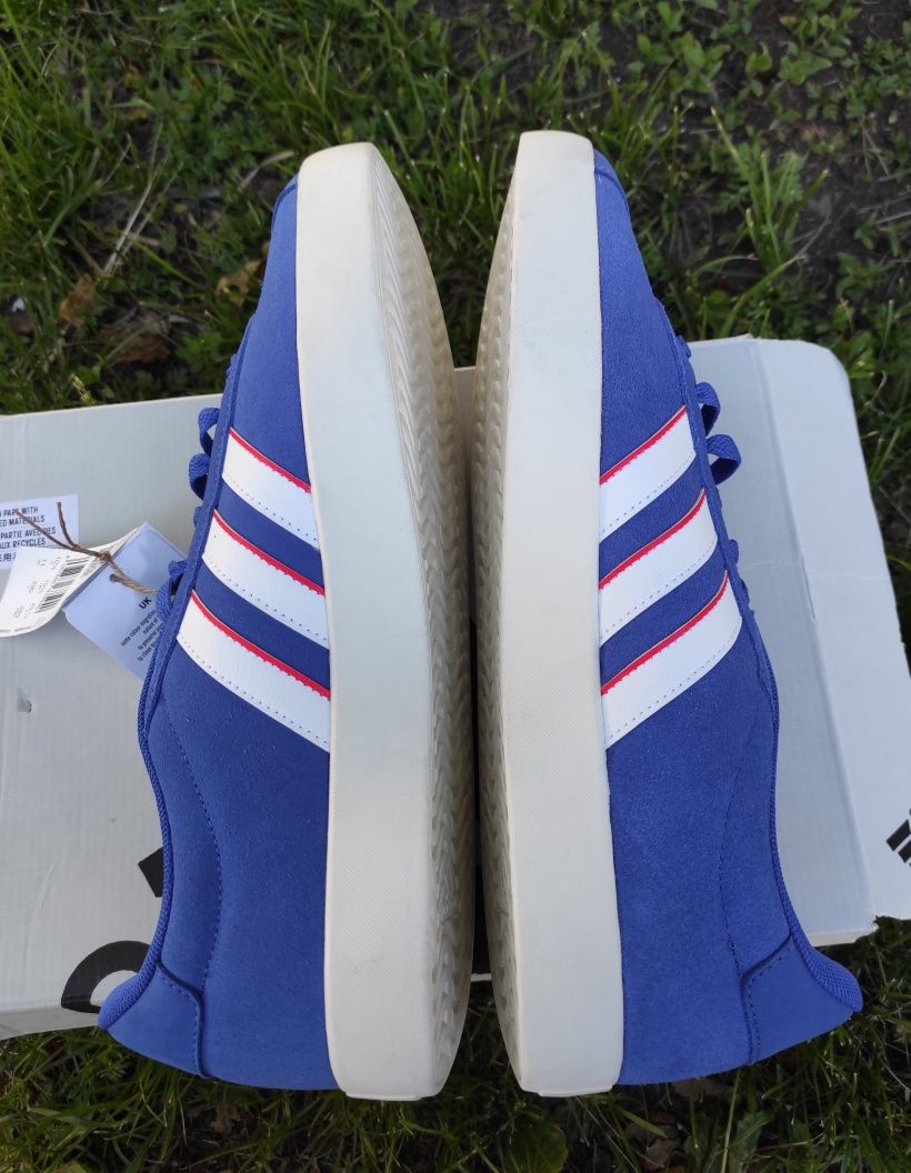 44,5 Adidas оригінальні чоловічі замшеві кросовки