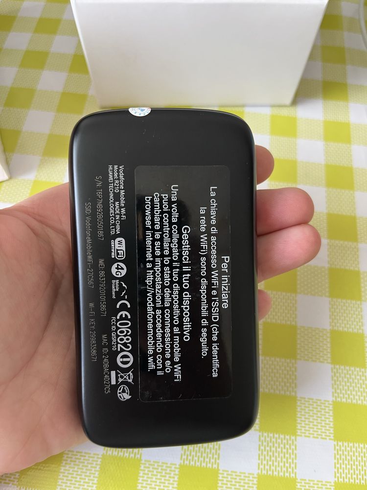 Мобільний Wi-Fi роутер vodafone R210