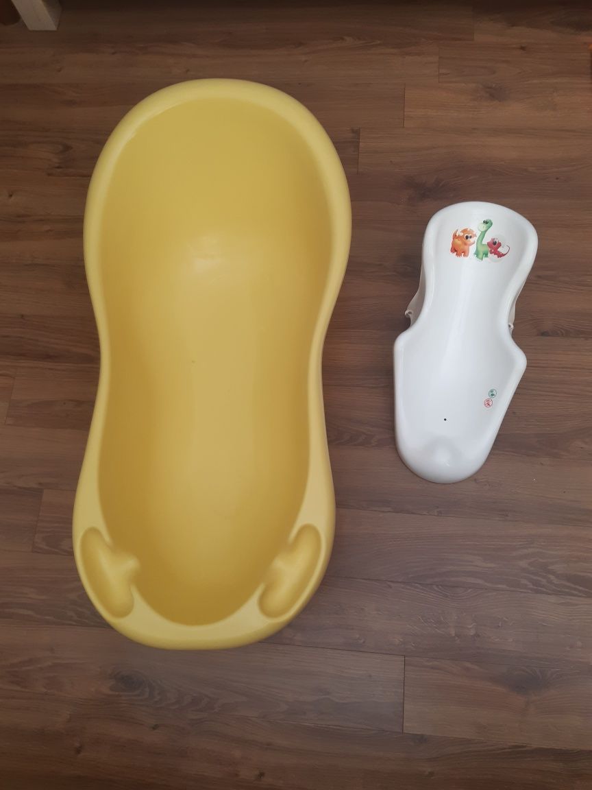 Дитяча ванночка з підставкою для миття немовляти