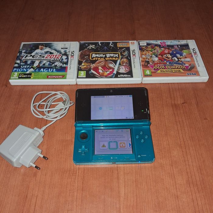 Nintendo 3DS Azul + 3 Jogos Originais + Carregador