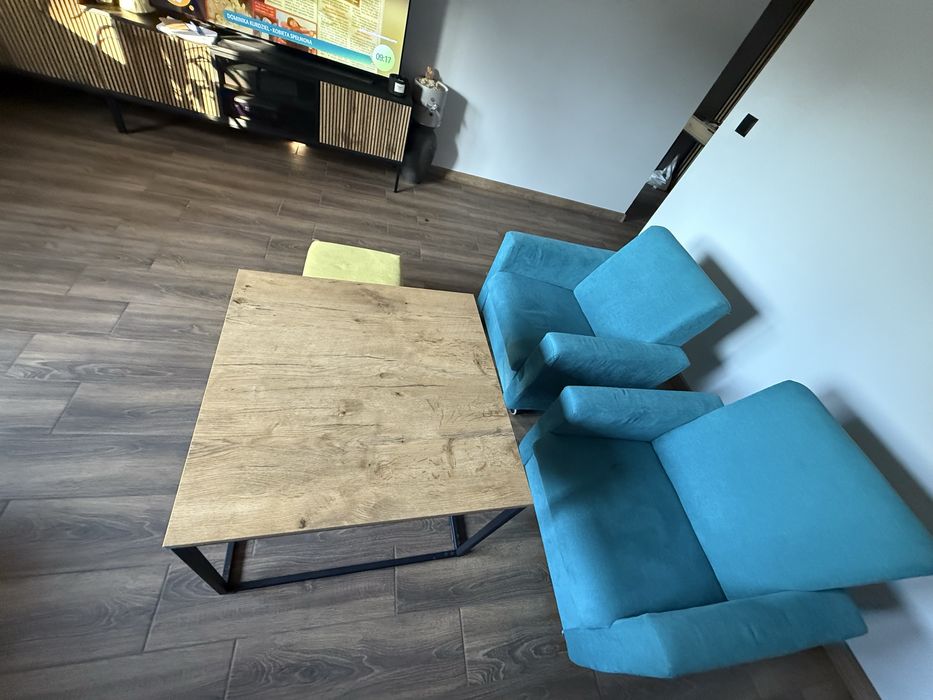 Piekna pufa i 2 fotele