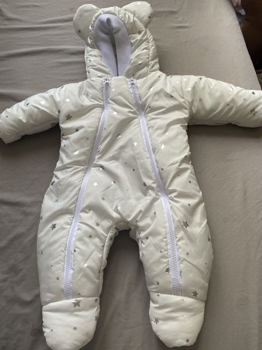 Конверт та комбінезон