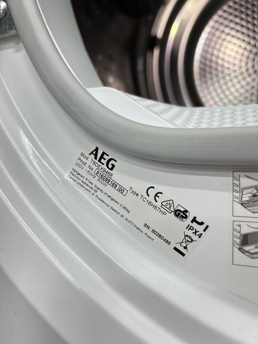 Сушильна машина AEG 8000 Series T8DEK946E
