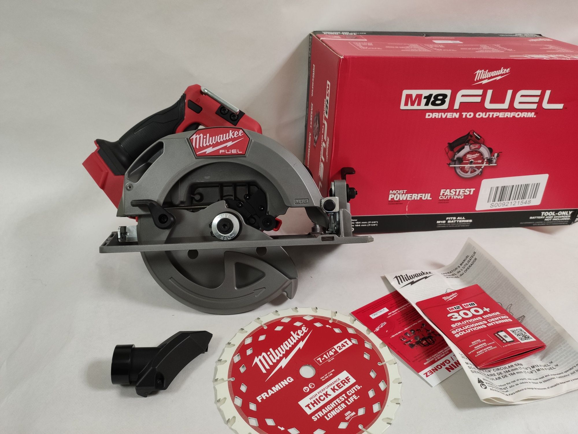 Оригінальна безщіткова дискова пила Milwaukee M18 FUEL 2834-20