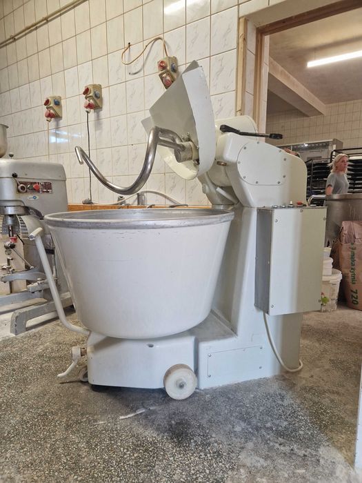 Miesiarka spiralna + 2 dzieże wyjezdne