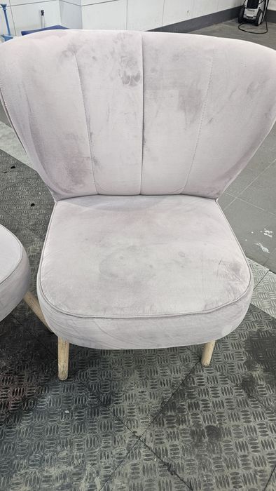 4 krzesła glamour pudrowy róż