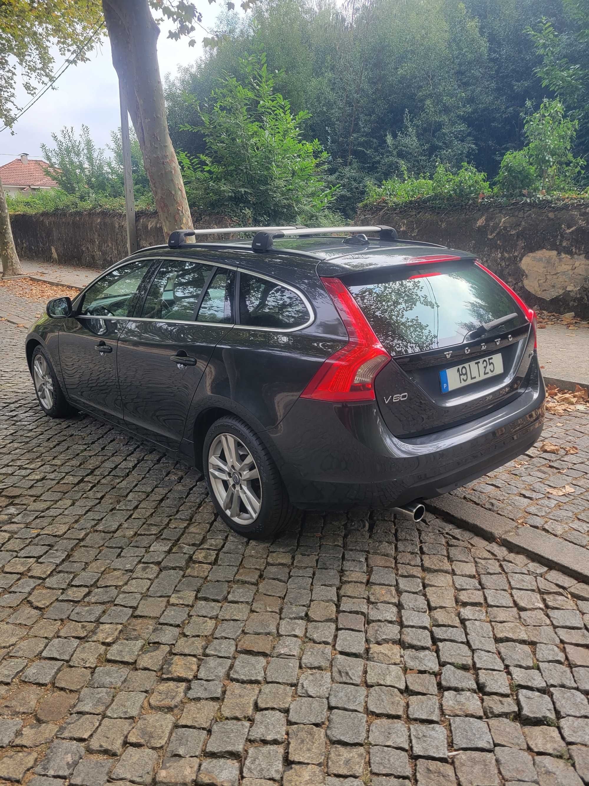 Volvo V60 D3, 2011